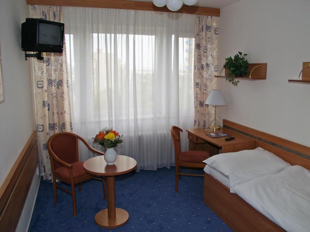 Hotel Ilf 프라하 외부 사진