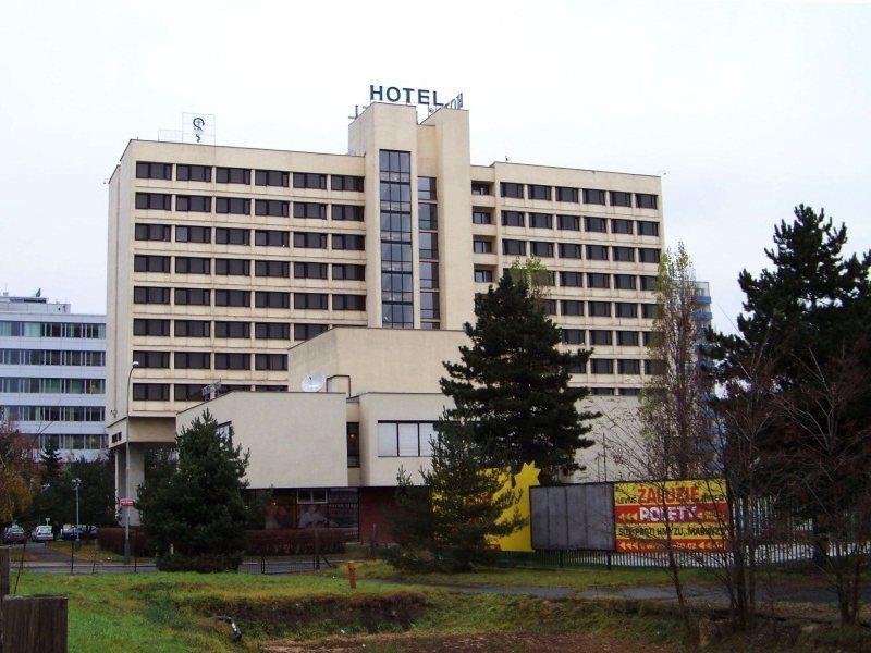 Hotel Ilf 프라하 외부 사진