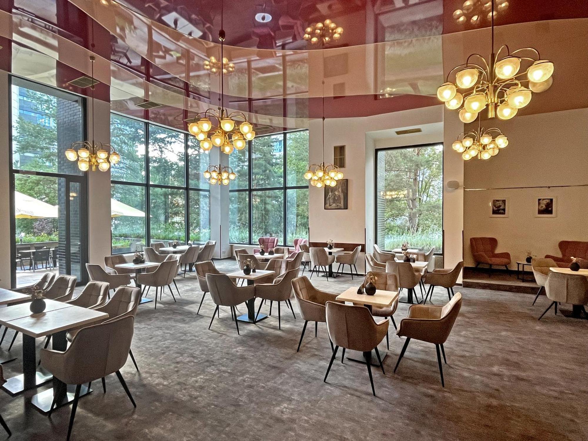 Hotel Ilf 프라하 외부 사진